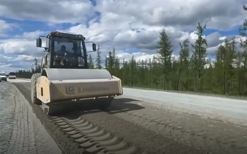 Автодорогу Надым – Салехард ремонтируют с использованием импортозамещающих технологий