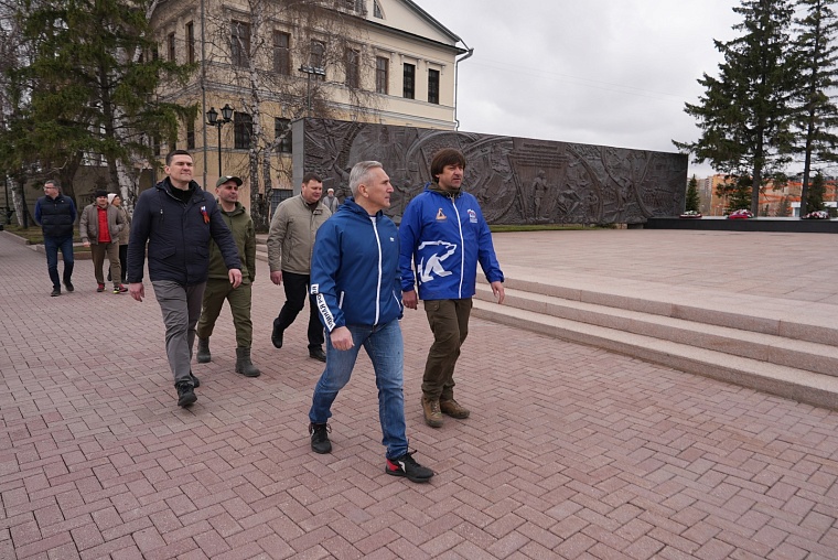 На Исторической площади начали создавать макет Тюменского острога
