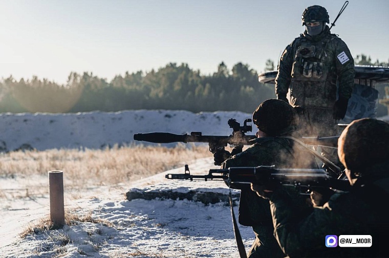 Александр Моор: День защитника Отечества объединяет героев разных эпох