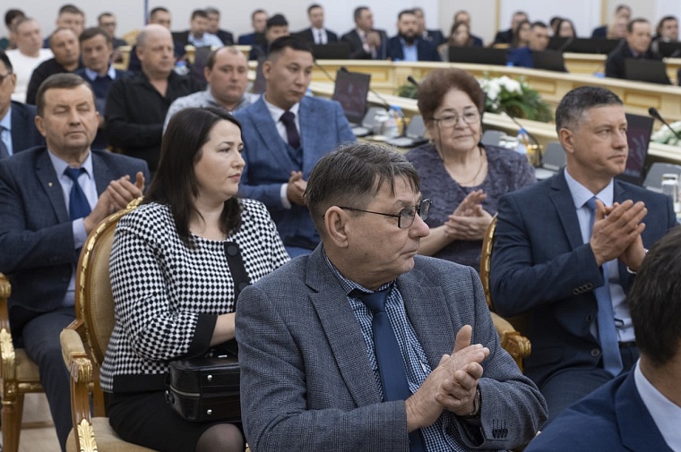 В Тюмени наградили более 100 работников АПК