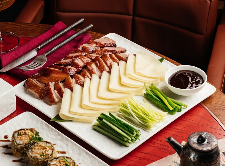 В Тюмени начал работу двухэтажный современный ресторан