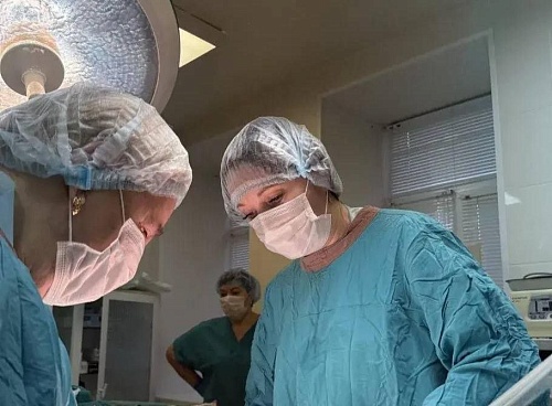 В Ялуторовске врачи провели экстренную операцию и спасли жизни матери и ребенка