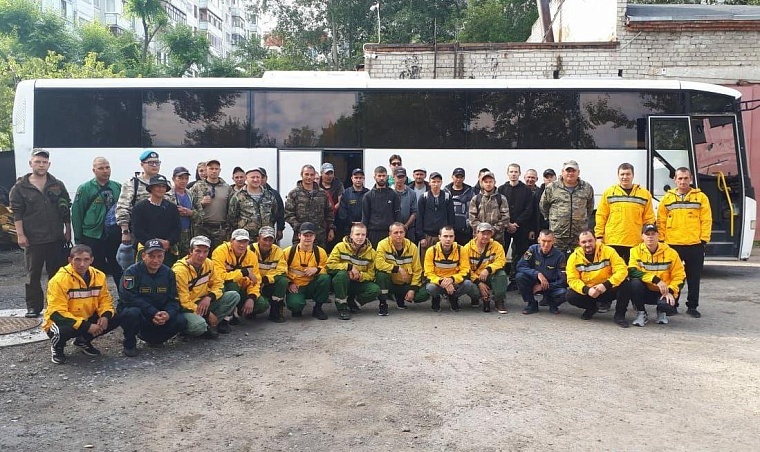 На помощь пожарным Карелии вылетели 49 тюменцев