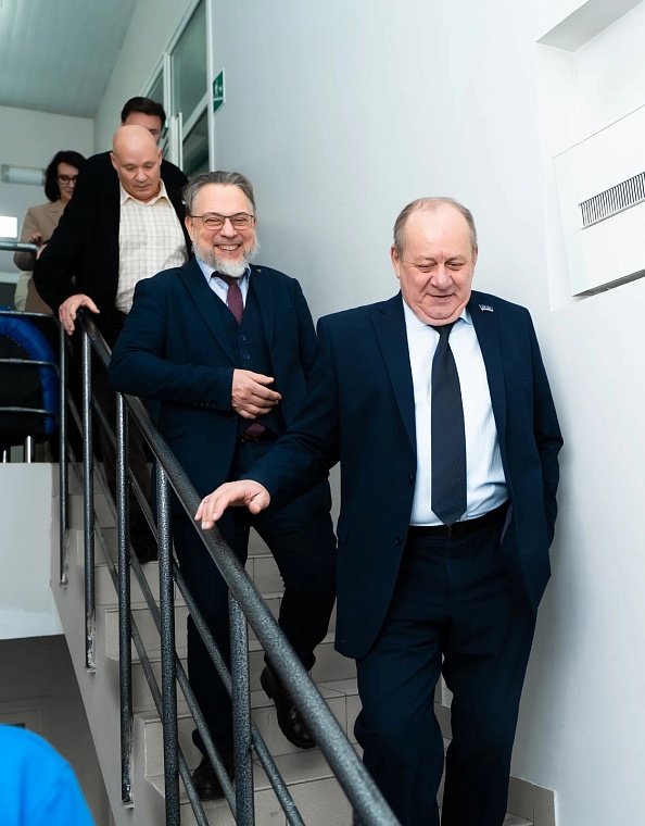 "Хороший разговор!" - депутаты Тюменской городской думы побывали в закулисье медиахолдинга «Сибинформбюро»