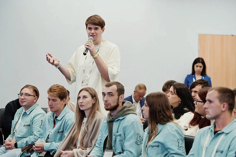 500 молодых специалистов, 14 грантов и новые проекты для Урала: чем завершился форум «УТРО» в Тюмени