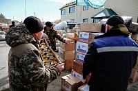 Александр Моор: Тюменская область передала для бойцов СВО и мирных жителей более 1000 тонн грузов