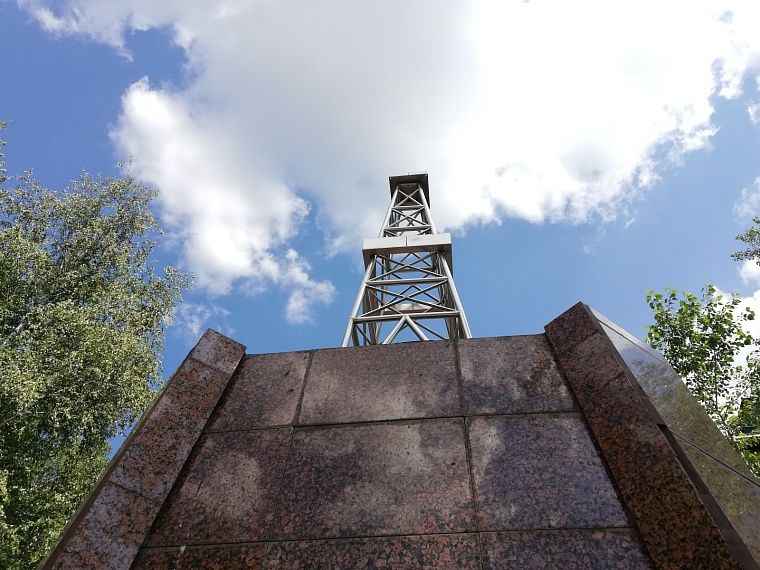 Александр Моор: Тюменская область отмечает 60 лет со дня образования Главтюменнефтегаза