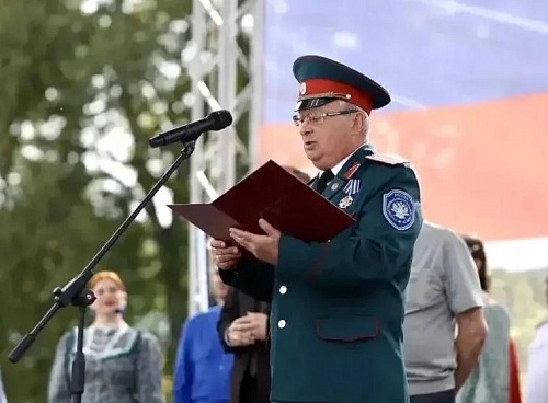 Тюменские казаки расскажут школьникам об истории и научат крутить шашкой