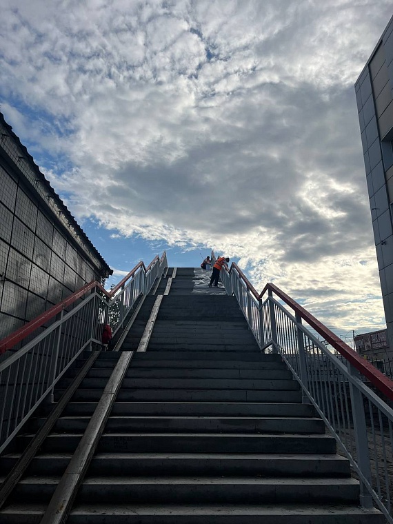 В Тюмени открыли пешеходный переход над железной дорогой у вокзала