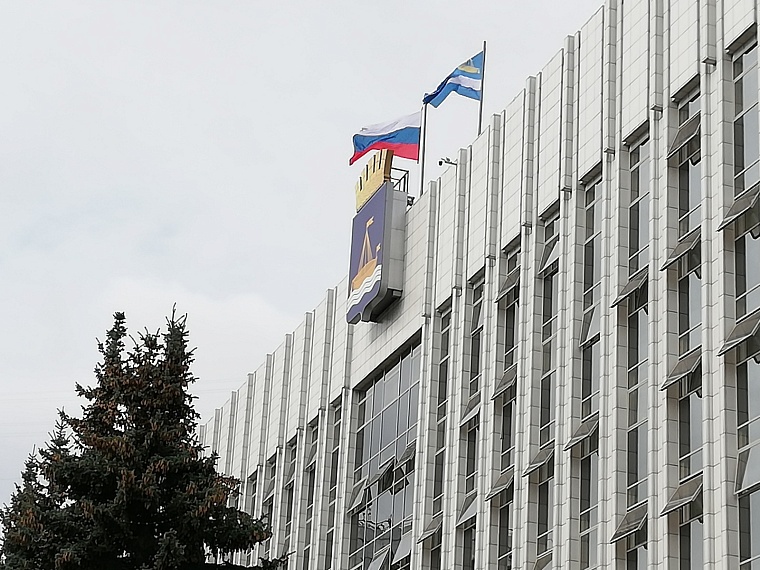 Остановки, туалеты, теплотрасса в Европейском: глава Тюмени дал поручения после прямой линии губернатора