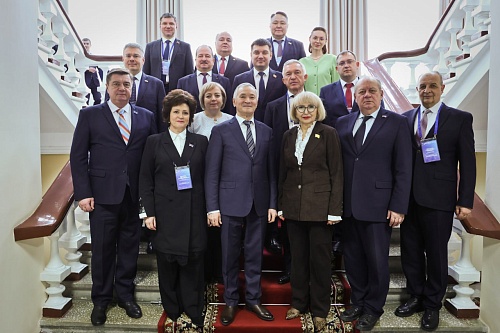 Фуат Сайфитдинов встретился с главами городских дум из субъектов России