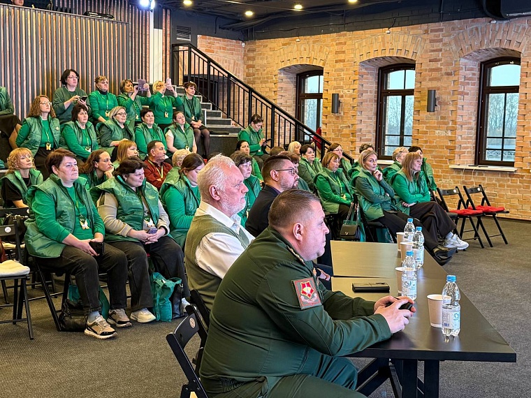 Участие общественных организаций в оказании помощи и поддержки семьям  военнослужащих обсуждают в Тюмени