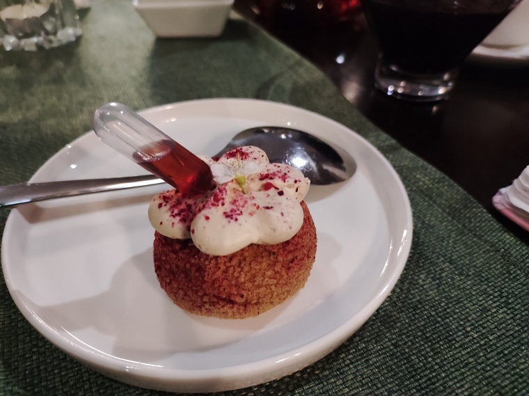 «Вишневый сад» без сюрпризов, но с Жигулями: ТБДТ на грани большой премьеры