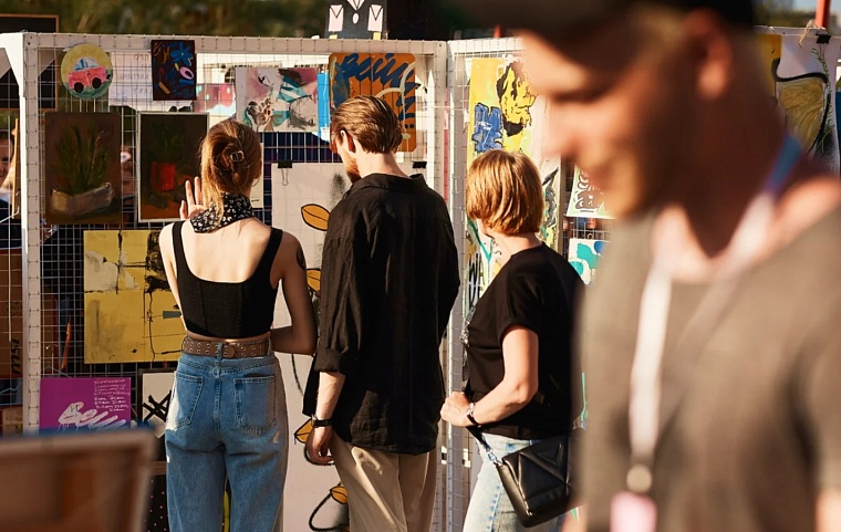 Афиша на 12 и 13 июля: море музыки, театральный вайб и крапива!