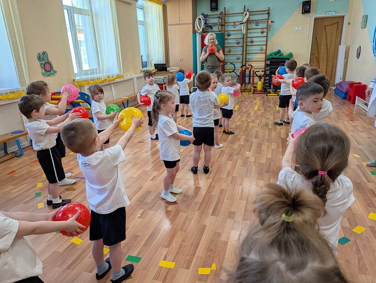 Настоящее «Счастливое детство»: депутаты Тюменской гордумы оценили корпуса детского сада №50