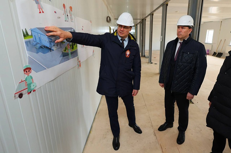 В Тобольске завершается строительство новой поликлиники