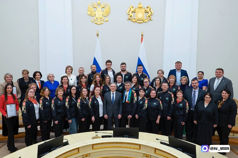 Александр Моор встретился с участниками тюменской сборной «Абилимпикса»