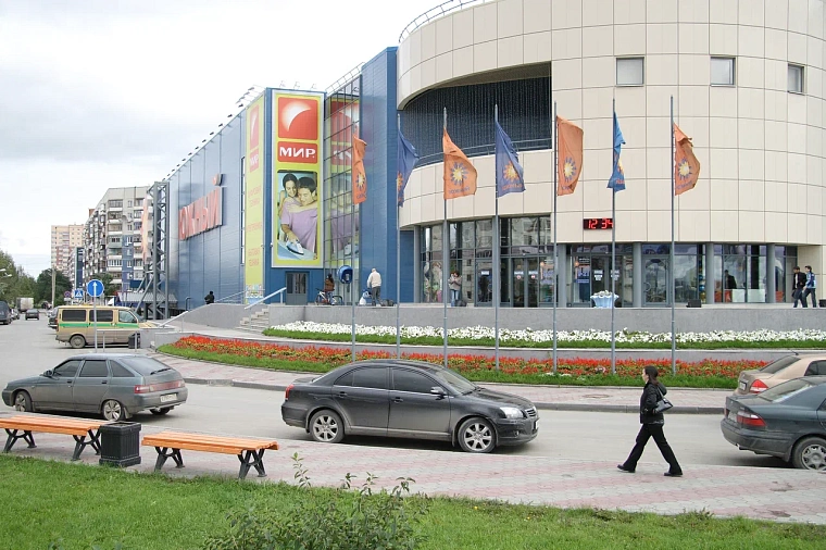 В Тюмени владельцы зданий ТЦ избавляются от своей недвижимости