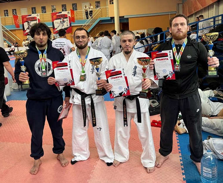 Тюменцы с блеском дебютировали на всероссийском турнире по джутайдо