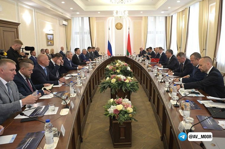 Александр Моор: рабочая поездка в Минск позволяет значительно укрепить взаимовыгодные отношения