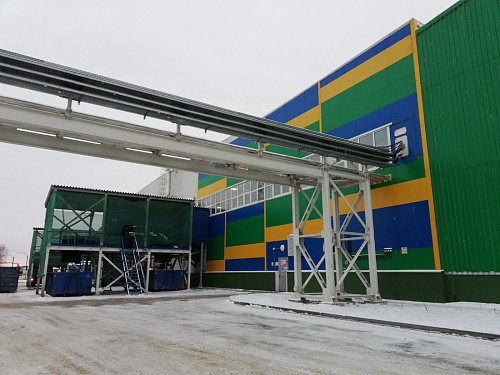 На Тюменском мусоросортировочном заводе поселились маленькие хищники