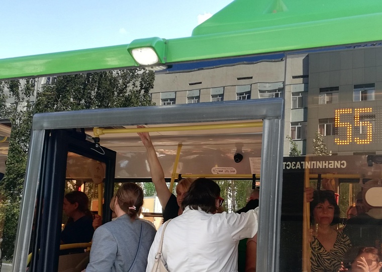 В Тюмени три автобуса на месяц изменят схему движения в районе ДОКа