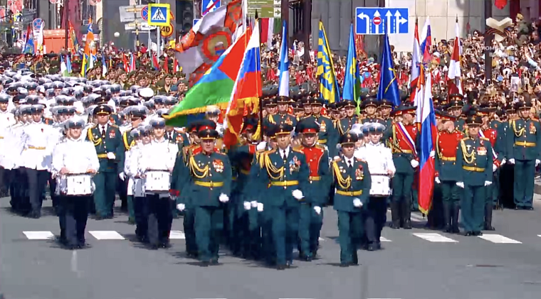 В Тюмени стартовал парад в честь 80-летия Победы