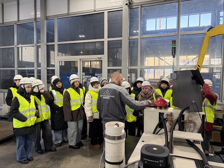 Депутаты Тюменской городской думы организуют профориентационные мероприятия для школьников