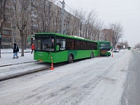 В Тюмени в ДТП с автобусами пассажиры получили травмы