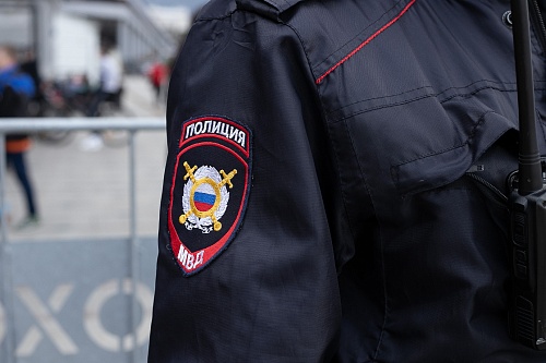В Нижневартовском районе сотрудница полиции предотвратила суицид по пути на работу