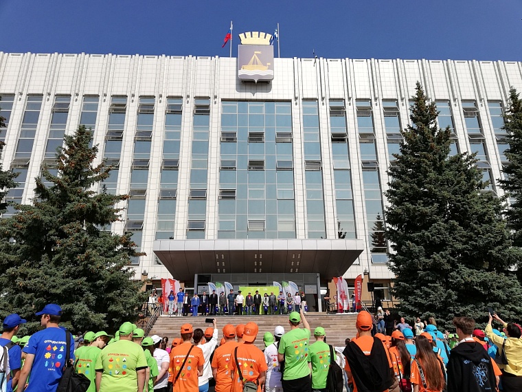 Стартовало «Трудовое лето», посвященное героям Тюменской области