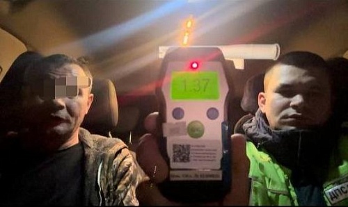 Ехал от тещи: в Тюменской области автоинспекторы остановили двух пьяных водителей