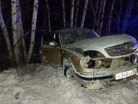 Водитель "Волги" погиб в дорожной аварии под Тюменью