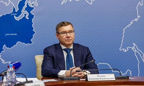 Владимир Якушев обсудил с губернаторами социально-экономическое развитие регионов