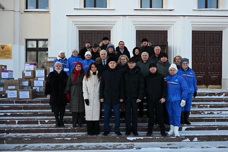 Волонтерский центр облдумы отправил на передовую новую партию гуманитарного груза