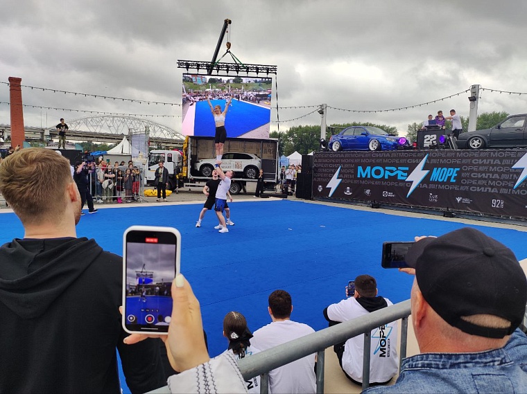 Царство спорта на тюменской набережной