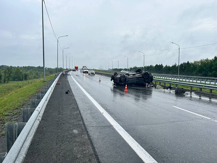 Дожди осложнили обстановку на тюменских трассах