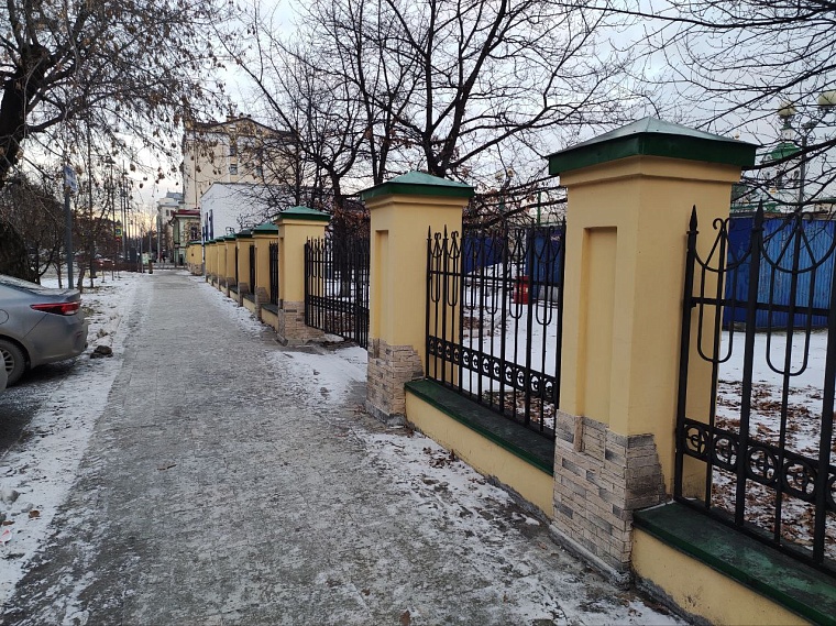 Фабрика света, крепкие браки и яблоневые корни памяти: что еще найдется на ул. Кирова в Тюмени