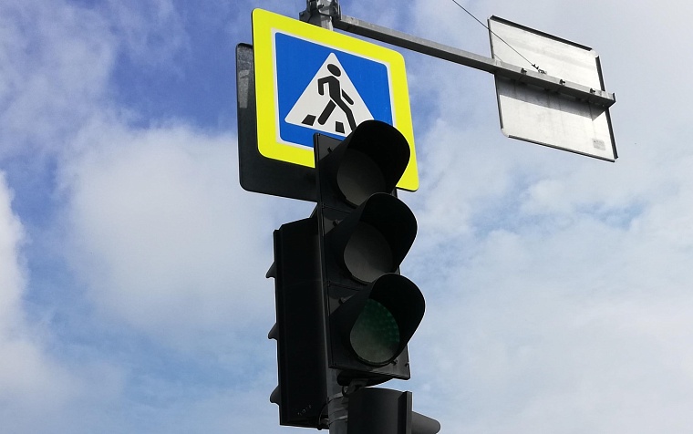 В Тюмени сегодня могут отключить светофоры на перекрестке улиц Республики - Мориса Тореза