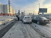 Уснувший водитель устроил массовое ДТП в Тюмени