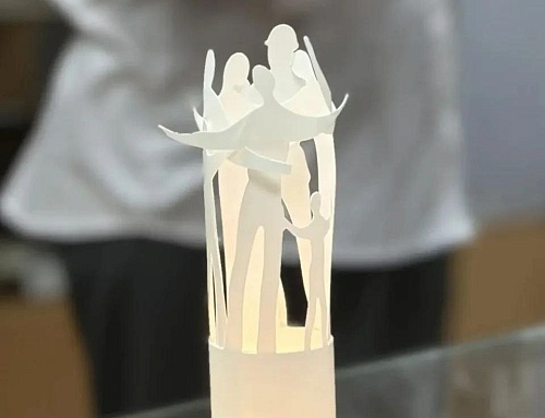 «Вернулся!»: тюменский памятник-объятие для героев СВО признан одним из лучших в стране