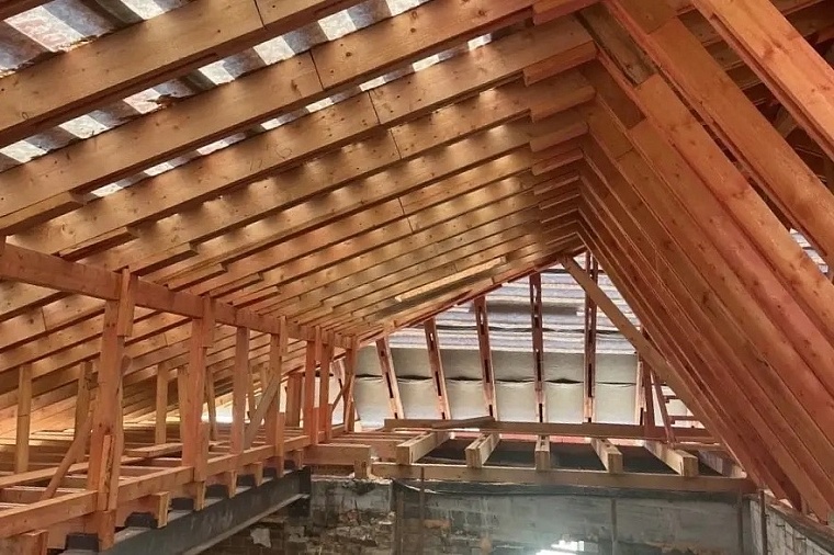 Глава Тобольска Пётр Вагин оценил темпы реставрации Дома Неводчикова