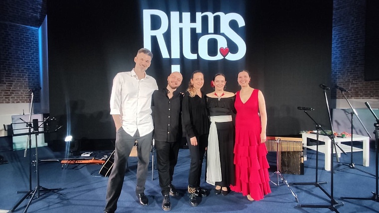 Афиша на 22-23 ноября в Тюмени: показ мод, концерт ко Дню Матери и хоровая вечеринка