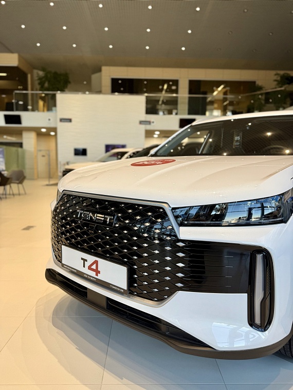 Новогодние распродажи и розыгрыш авто — узнали в каком салоне Тюмени можно выгодно купить новую машину