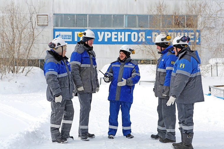 Персонал газового промысла № 1 ежедневно решает производственные задачи