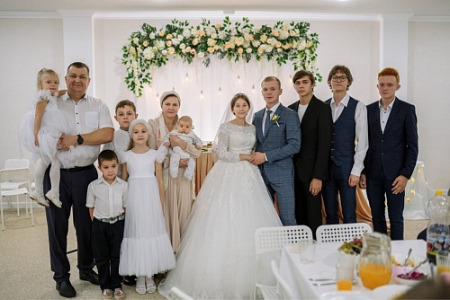 Супруги Колосковы награждены орденом «Родительская слава»: что известно о семье