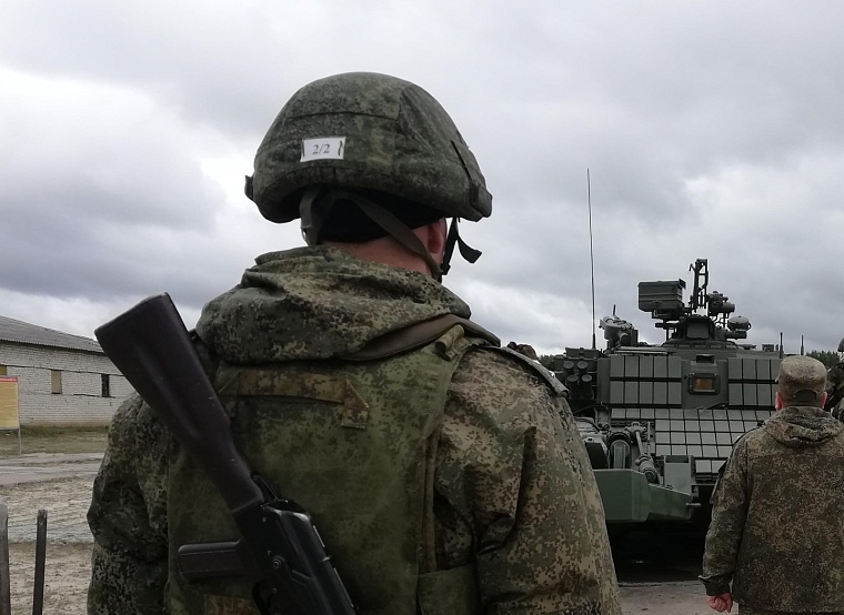 В Тюменской области начали выплачивать 3 млн 400 тысяч рублей контрактникам