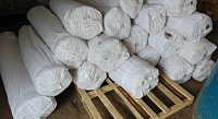 Тюменская таможня передала 18 рулонов тканей в центр "Семья"