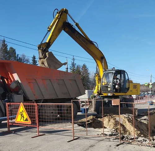 Тепломагистраль в Восточном округе Тюмени восстановили раньше срока