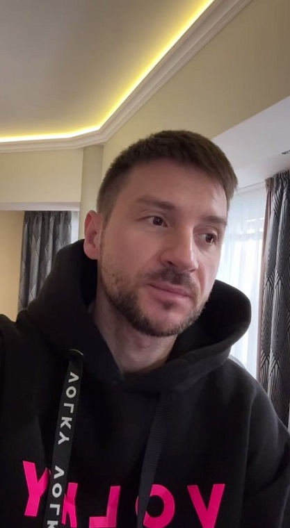 Певец Сергей Лазарев не смог вылететь из Тюмени в Москву на выступление в Лужниках